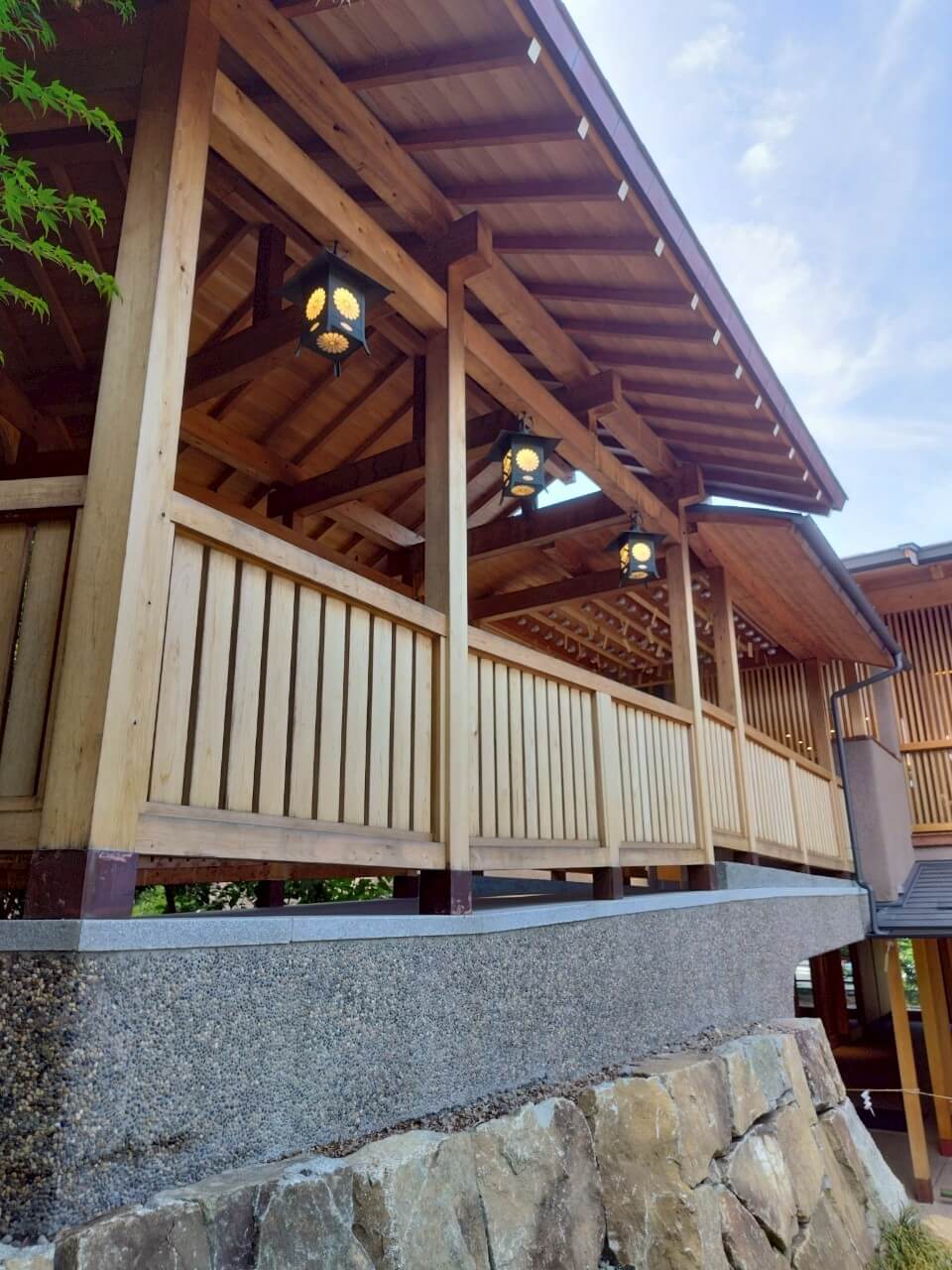 グラスハート(Netflixドラマ)氷川神社やデートの街はどこ？絵馬トンネルのあるロケ地撮影場所！